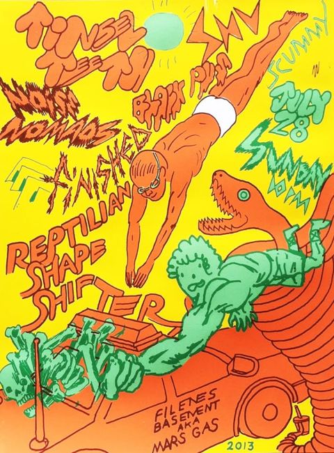 Dauntrok presenta black pus lightning bolt side