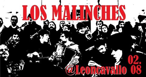 Los malinches una domenica in cortile